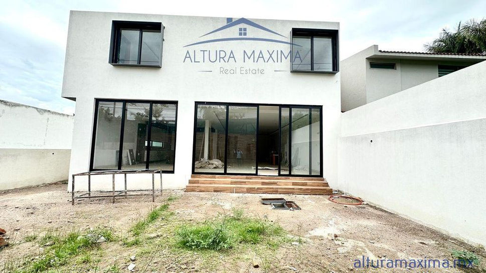 Lujosa Casa En Pre-Venta Puerta De Hierro Zapopan