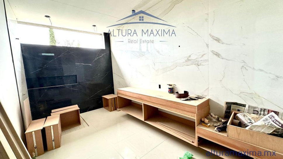 Lujosa Casa En Pre-Venta Puerta De Hierro Zapopan