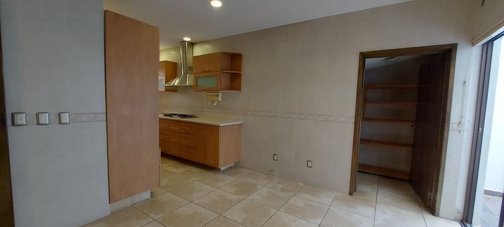 ¡EXCELENTE VENTA DE PROPIEDAD EN ZONA DE ALTA PLUSVALÍA!