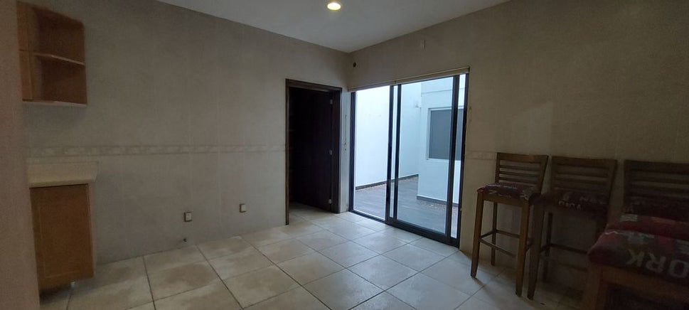 ¡EXCELENTE VENTA DE PROPIEDAD EN ZONA DE ALTA PLUSVALÍA!