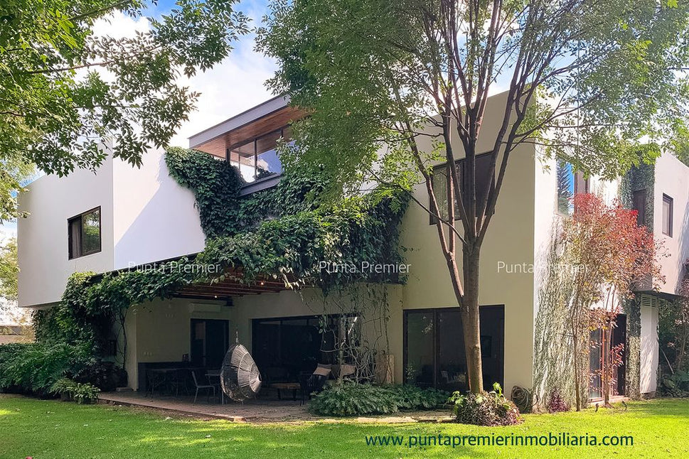 Casa En Renta En Lomas Del Valle, Zapopan, Jalisco