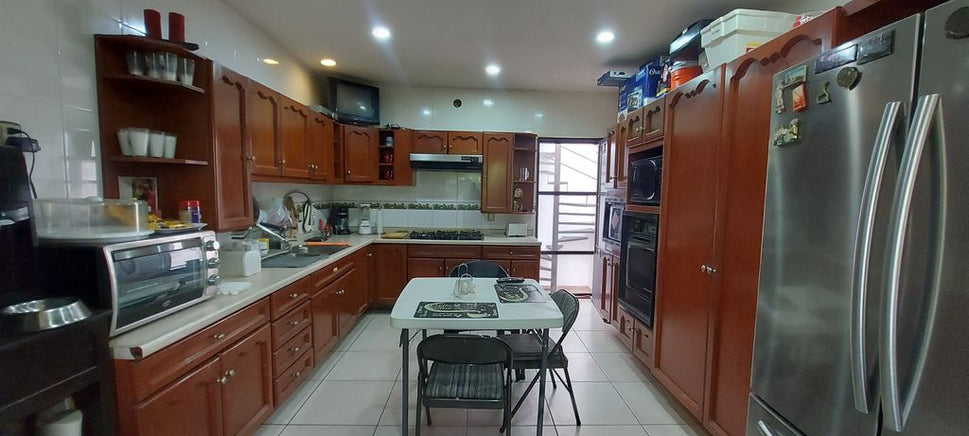 ¡EXCELENTE VENTA DE PROPIEDAD EN ZONA DE ALTA PLUSVALÍA!