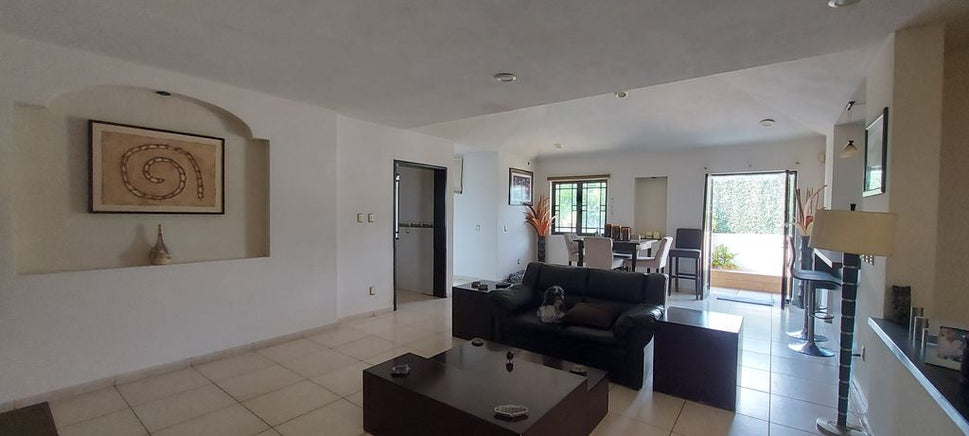 ¡EXCELENTE VENTA DE PROPIEDAD EN ZONA DE ALTA PLUSVALÍA!