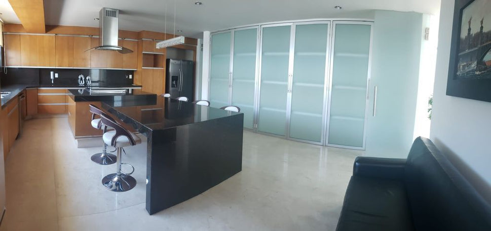 Residencia En Renta Puerta De Hierro $85,000