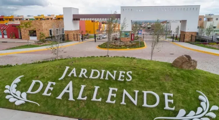 Jardines De Allende