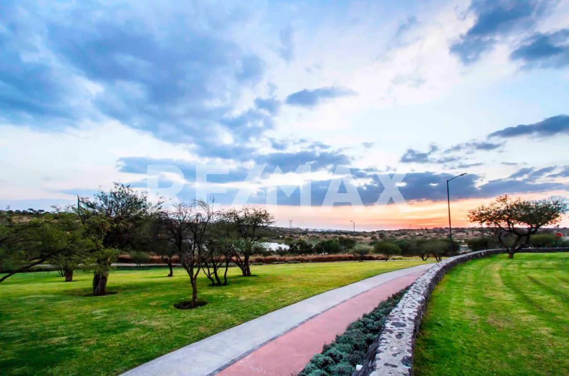 Avenida La Vista, Querétaro, Querétaro